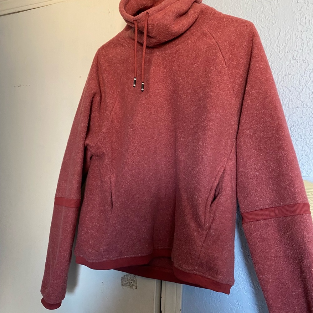 Nike Cowl neck pullover
